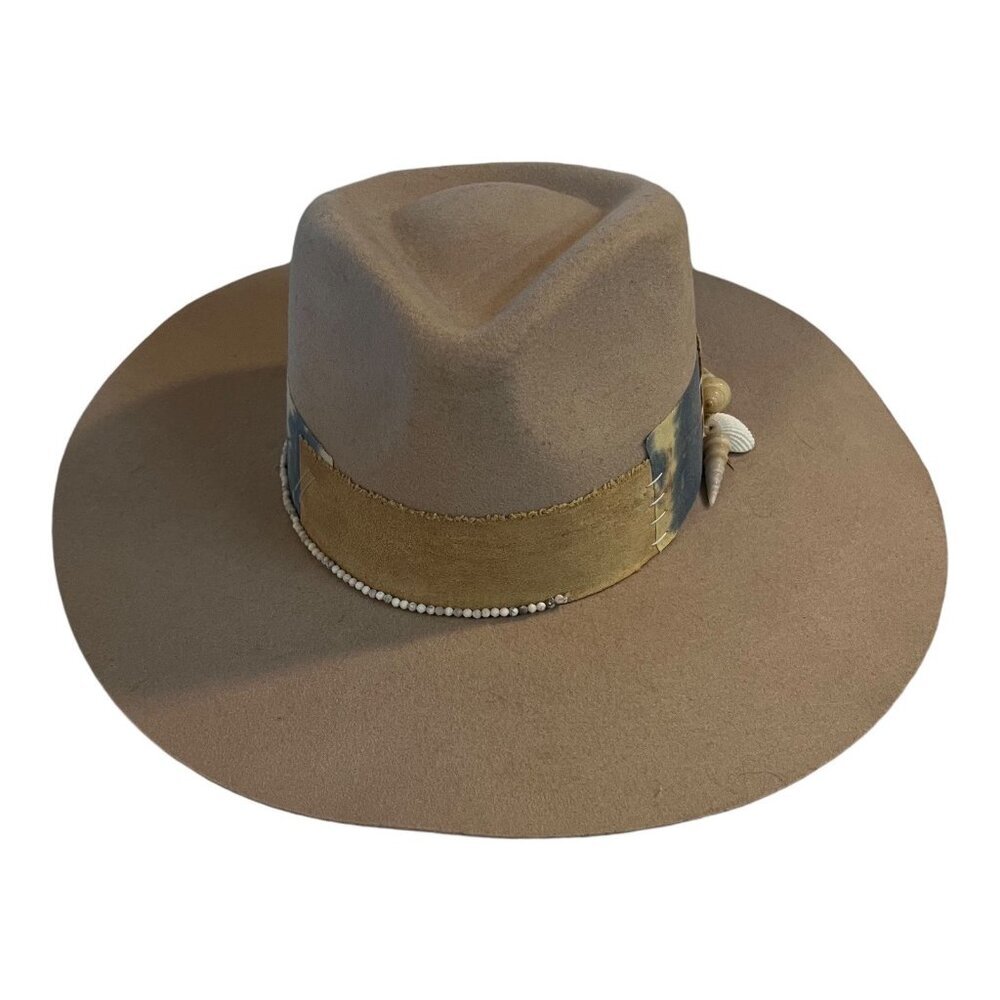 Bullhide Womens Felt Fedora Hat With Tie-Dye Band With Beads and Shells - Picture 7 of 11